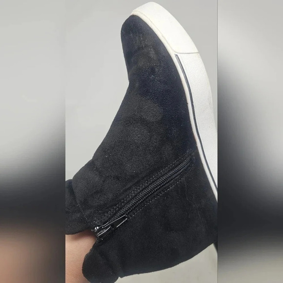 Maurice's Womens Breanna Hidden Wedge Faux Suede Bootie Size 7.5 - Picture 8 of 16